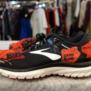 brooks adrenaline gts 18 nyc marathon